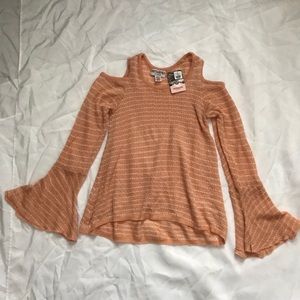 Soft long sleeve stretch flowy top